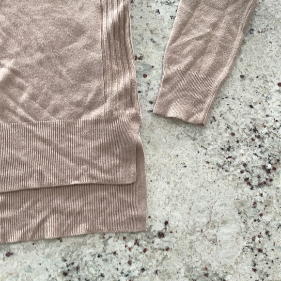 ULTIMATE KNIT SWEATER - Picture 5 of 6